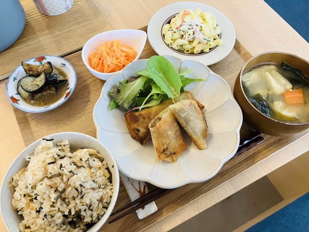 昼食